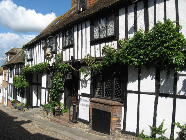 The Mermaid Inn in Rye, thought to be haunted, on a bright day